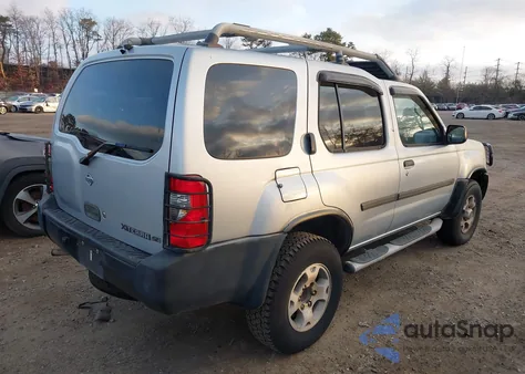 2000 Nissan Xterra z USA, uszkodzony, nr VIN 5N1ED28YC519999